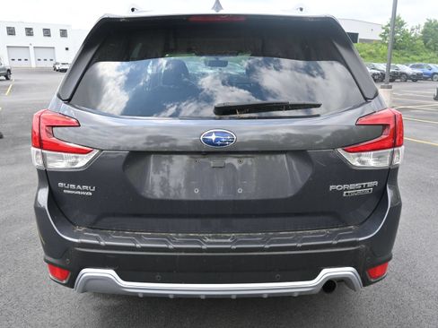 Used 2023 Subaru Forester Touring AWD/4WD image 6