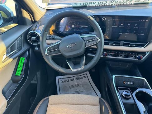 New 2026 Chevrolet Equinox ACTIV w/ Convenience Package III image 11