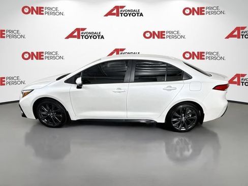 Certified 2026 Toyota Corolla SE w/ Carpet Mat Package (TMS) FWD image 5