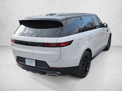 New 2026 Land Rover Range Rover Sport SE image 5