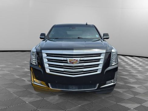 Used 2017 Cadillac Escalade Platinum AWD/4WD image 2