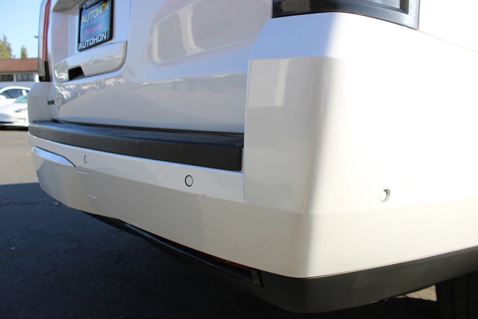 Used 2018 Cadillac Escalade ESV Luxury AWD/4WD image 45