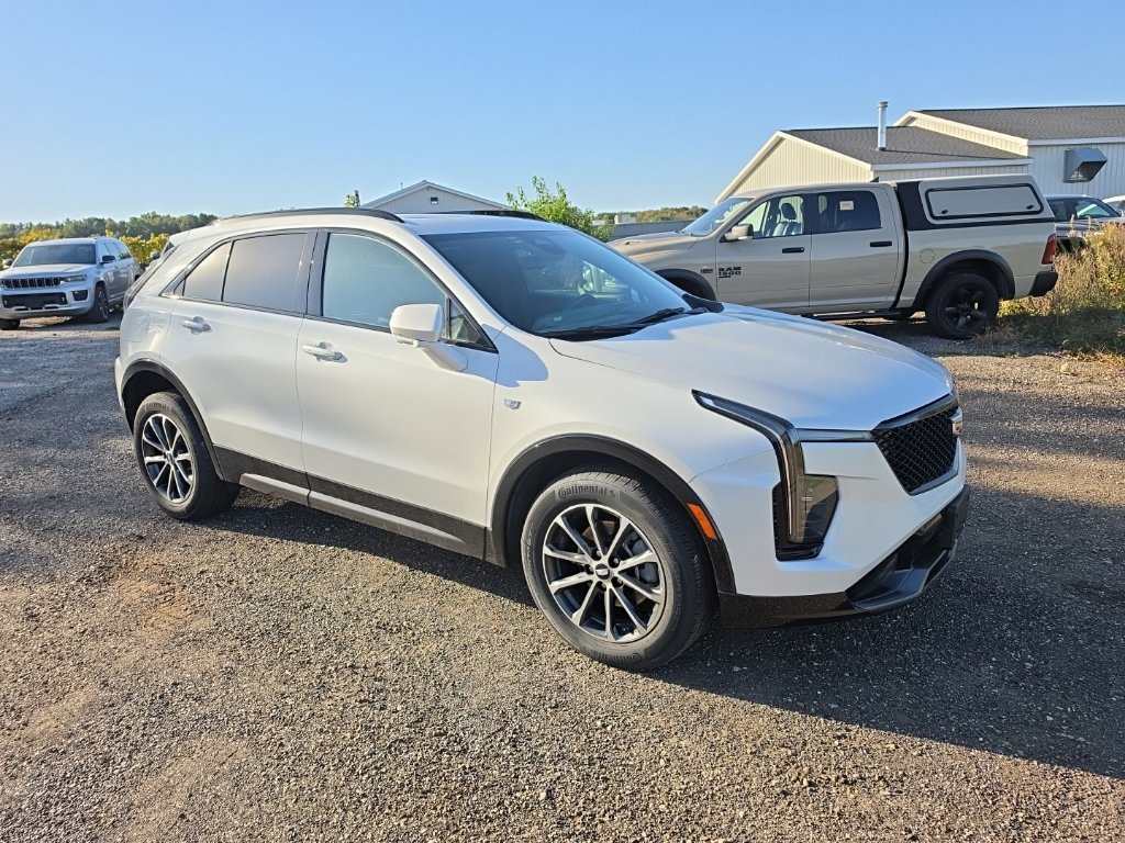 Used 2024 Cadillac XT4 Sport w/ Active Safety Package AWD/4WD image 3
