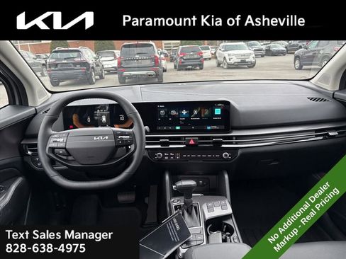 New 2026 Kia Sportage EX image 7