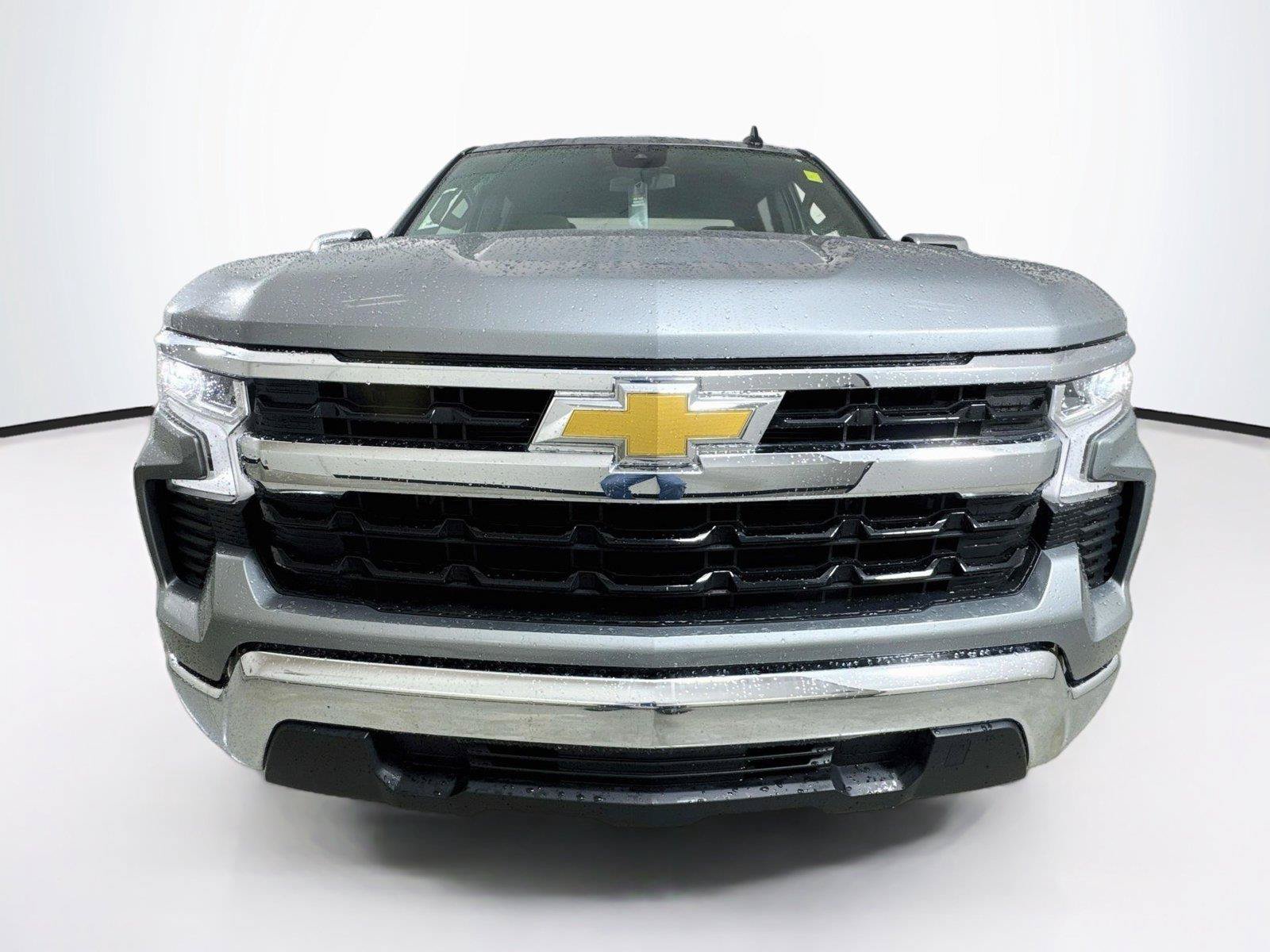Used 2025 Chevrolet Silverado 1500 LT RWD image 4