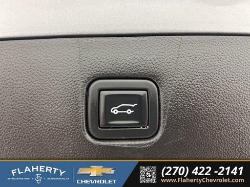 Used 2024 Chevrolet Blazer RS w/ Enhanced Convenience Package FWD image 21
