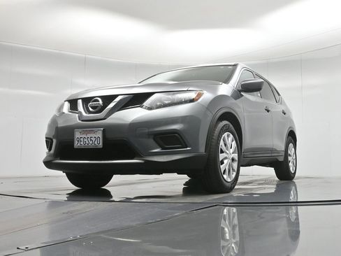 Used 2016 Nissan Rogue S image 42