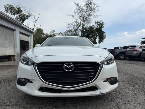 Used 2017 MAZDA MAZDA3 Touring w/ Popular Equipment Package FWD image 5