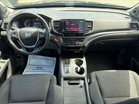 Used 2023 Honda Ridgeline Sport image 10