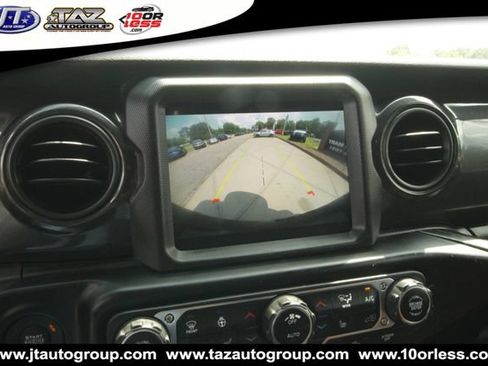 Used 2022 Jeep Wrangler Unlimited Sport AWD/4WD image 18