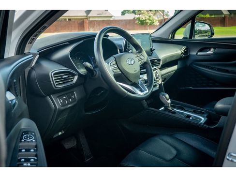 Used 2019 Hyundai Santa Fe FWD image 10