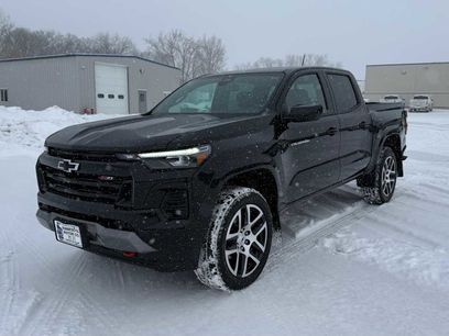 Used 2023 Chevrolet Colorado Z71 w/ Z71 Convenience Package 2
