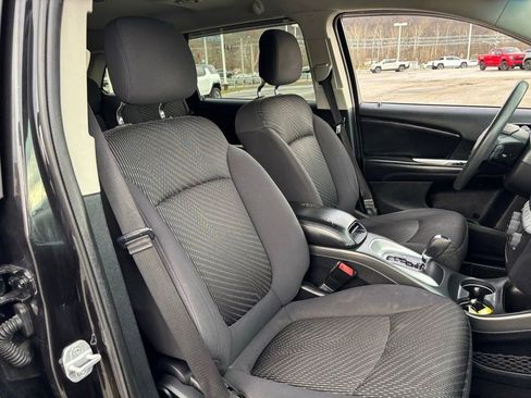 Used 2012 Dodge Journey SXT w/ Flexible Seating Group image 30