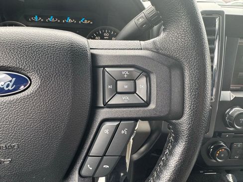 Used 2015 Ford F150 XLT w/ Equipment Group 302A Luxury AWD/4WD image 29