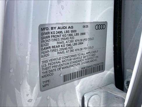 Certified 2025 Audi Q5 Premium w/ Premium Plus AWD/4WD image 34
