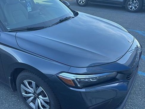 Used 2023 Honda Civic LX image 9