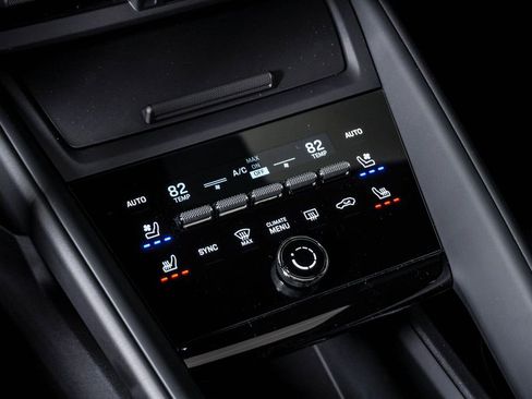 New 2026 Porsche Macan 4 Electric AWD/4WD image 24