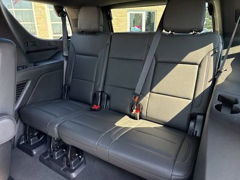 Certified 2024 Chevrolet Tahoe Z71 w/ Z71 Off-Road Package image 37