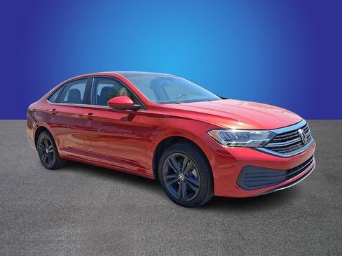 Used 2022 Volkswagen Jetta SE FWD image 2