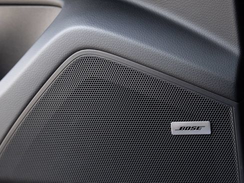 Certified 2024 Porsche Cayenne Coupe AWD/4WD image 21