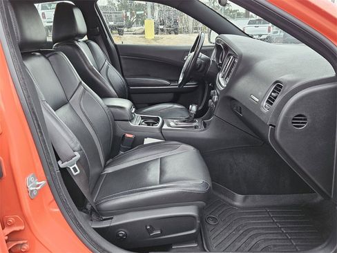 Used 2021 Dodge Charger SXT w/ Leather Interior Group image 15