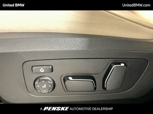 Used 2025 BMW X3 xDrive30i w/ Convenience Package image 12