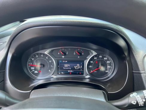 Used 2024 GMC Terrain SLE AWD/4WD image 14