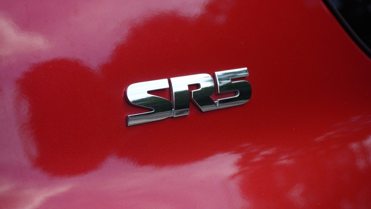Used 2021 Toyota 4Runner SR5 AWD/4WD image 9