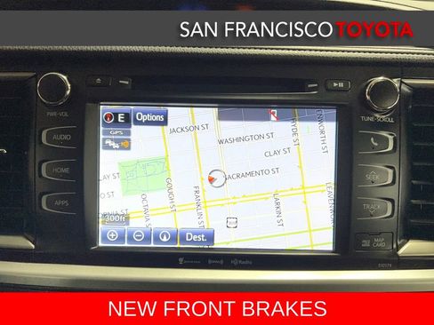 Used 2018 Toyota Highlander SE image 30