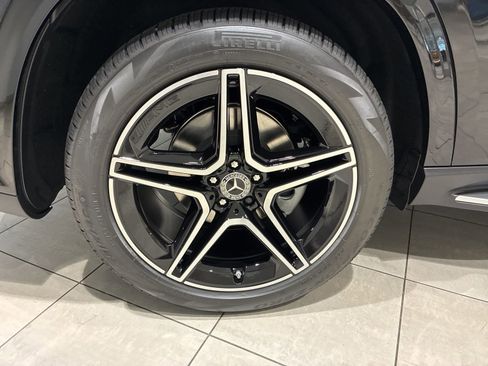New 2026 Mercedes-Benz GLS 450 4MATIC image 25