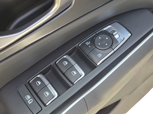 New 2026 Kia Sorento S FWD image 15
