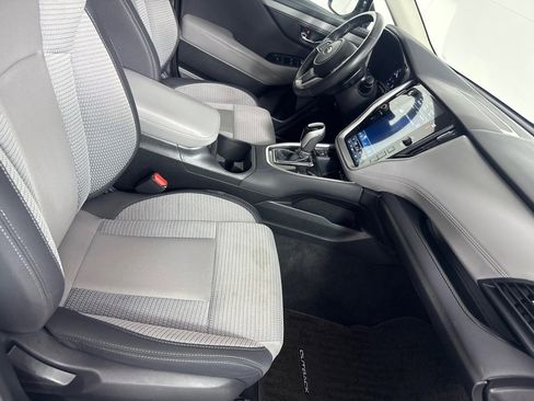 Used 2023 Subaru Outback Premium image 25