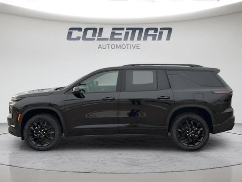 New 2026 Chevrolet Traverse LT w/ Midnight/Sport Edition AWD/4WD image 2