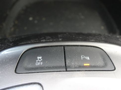 Used 2022 Chevrolet Malibu LT FWD image 30