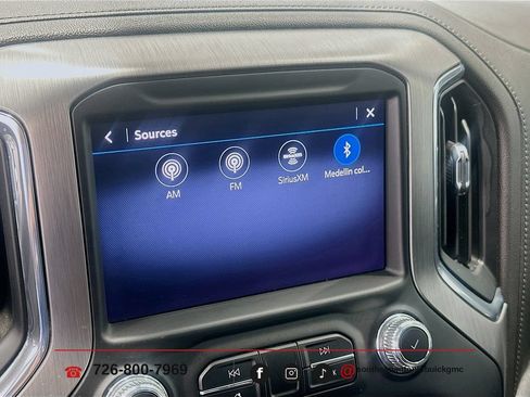 Used 2021 GMC Sierra 2500 Denali w/ Denali Black Diamond Edition AWD/4WD image 16