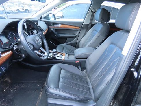 Used 2021 Audi Q5 2.0T Premium image 10