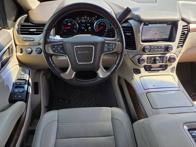 Used 2019 GMC Yukon Denali w/ Denali Ultimate Package AWD/4WD image 14