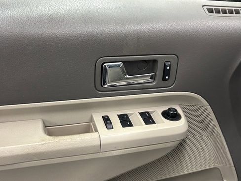 Used 2010 Ford Edge SEL image 10