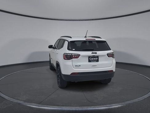 Certified 2025 Jeep Compass Latitude w/ Convenience Group AWD/4WD image 13