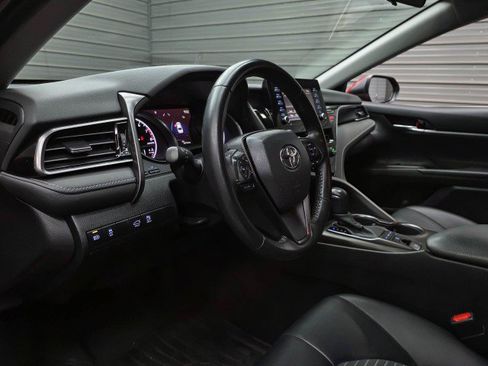 Used 2022 Toyota Camry SE AWD/4WD image 11