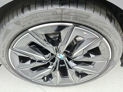 Used 2026 BMW 740i w/ Premium Package RWD image 65