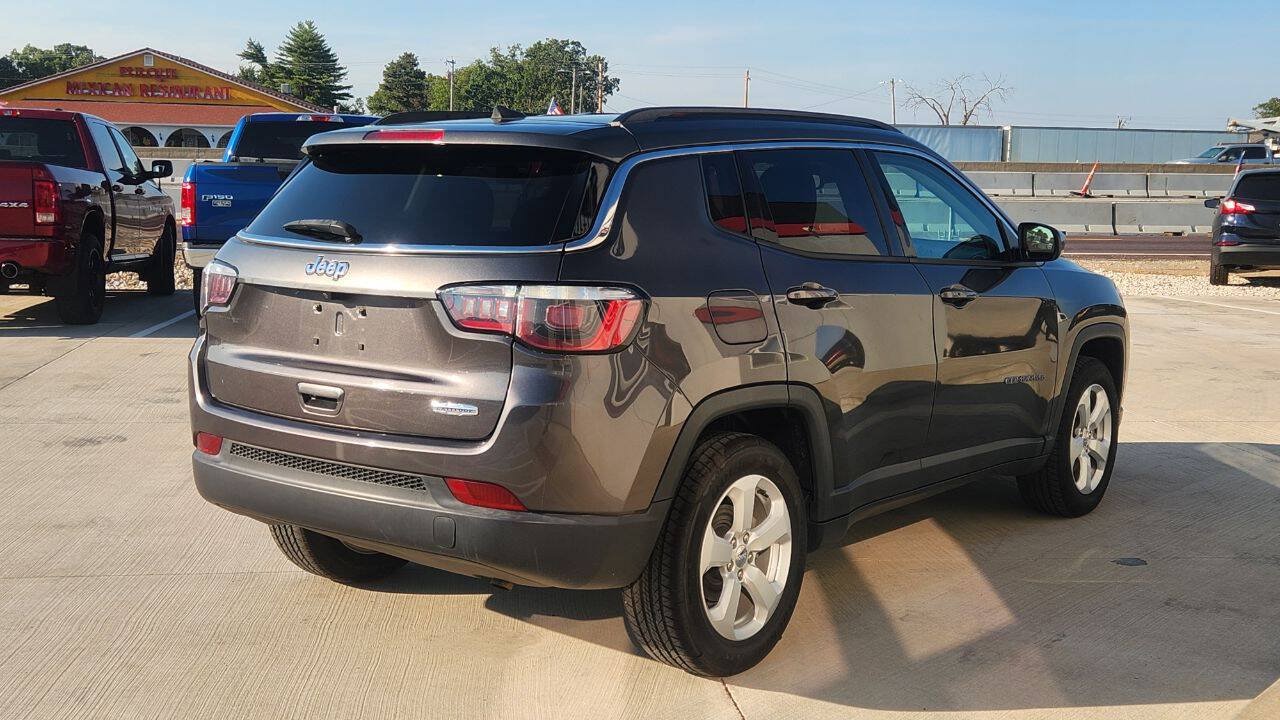 Used 2018 Jeep Compass Latitude w/ Popular Equipment Group FWD image 6