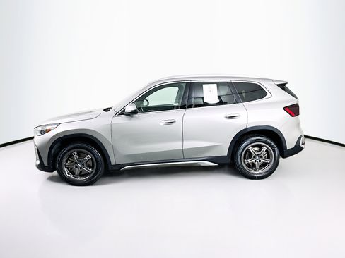 Used 2025 BMW X1 xDrive28i AWD/4WD image 4