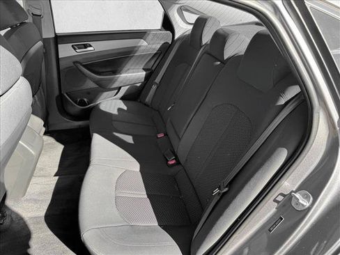 Used 2018 Hyundai Sonata SEL FWD image 17