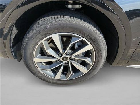 Used 2023 Audi Q5 2.0T Premium Plus AWD/4WD image 9