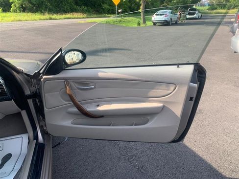 Used 2009 BMW 135i Convertible image 33