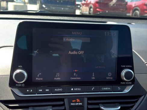 Used 2019 Nissan Altima 2.5 SV AWD/4WD image 17