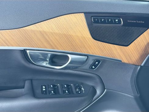 Certified 2023 Volvo XC90 B5 Plus w/ Protection Package Premier image 18