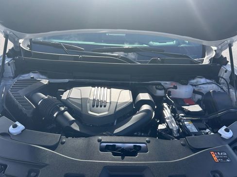 New 2026 GMC Acadia Elevation image 29