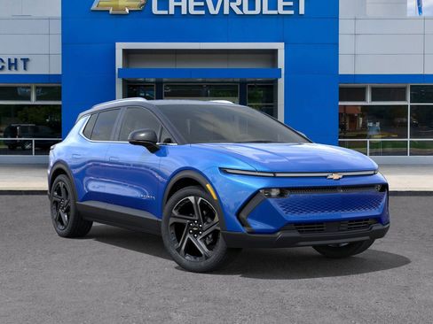 New 2026 Chevrolet Equinox EV LT image 31